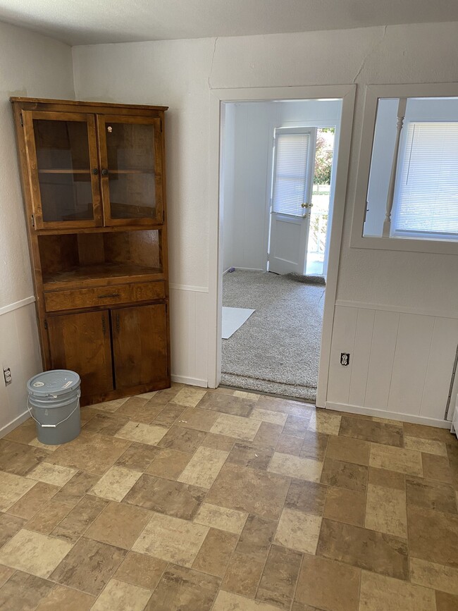 Photo - 2120 Meadowbrook Ave
