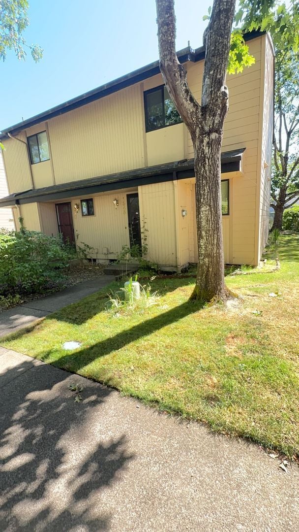 Building Photo - 2 Bed, 1.5 Bath Condo in The W. Eugene Nei...