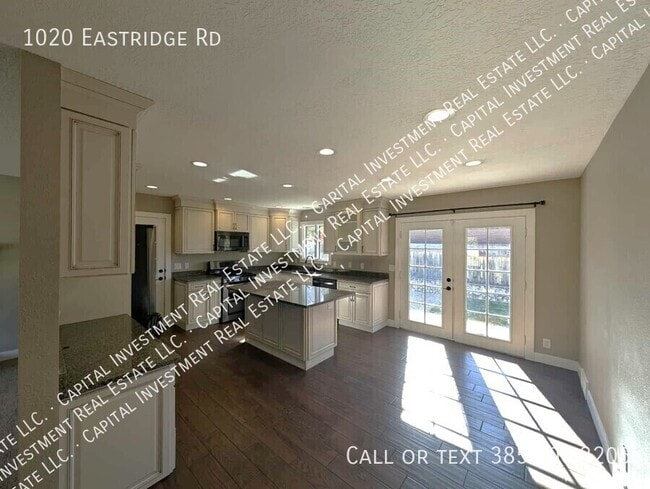 Photo - 1020 Eastridge Rd