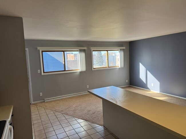 Photo - 10 Main St Unidad 3 Apartment