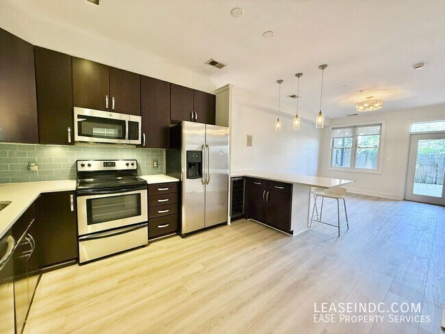 Photo - 245 15th St SE Unit #101