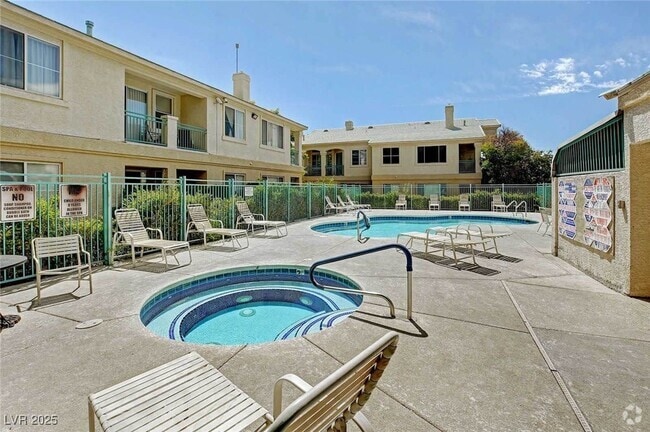 Building Photo - 5155 W Tropicana Ave Unit 2013 Rental