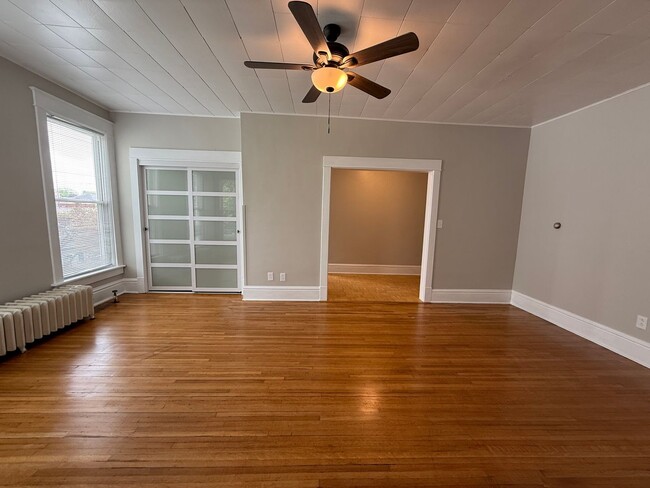 Photo - 1105 E Jefferson St Unidad Apt #04
