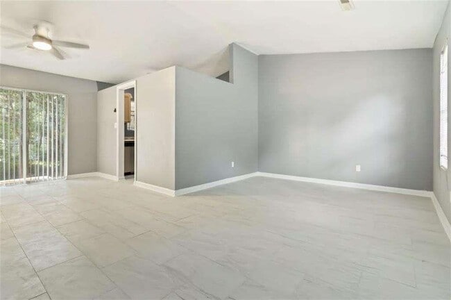 Photo - 6925 Cainwood Dr