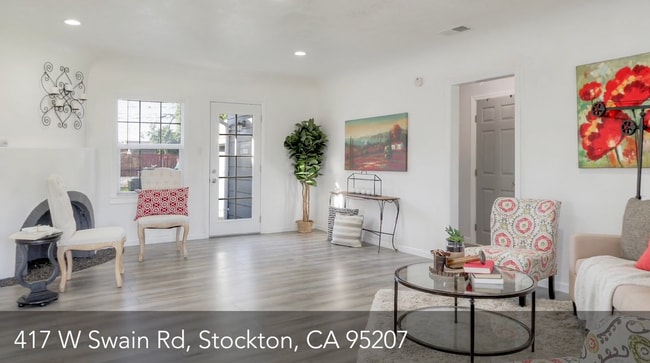 Photo - 417 W Swain Rd