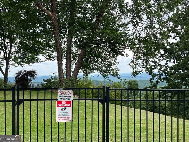 Photo - 700 Old Lake Russell Rd