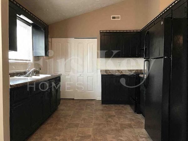 Photo - 6623 W 16th St