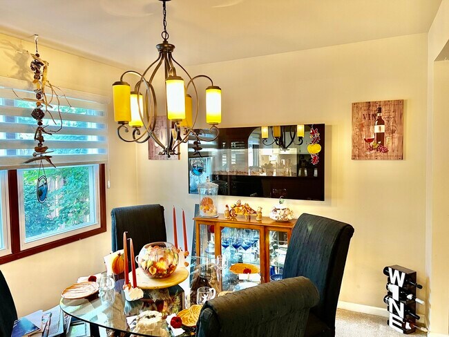 Photo - 213 Stanyon Ln