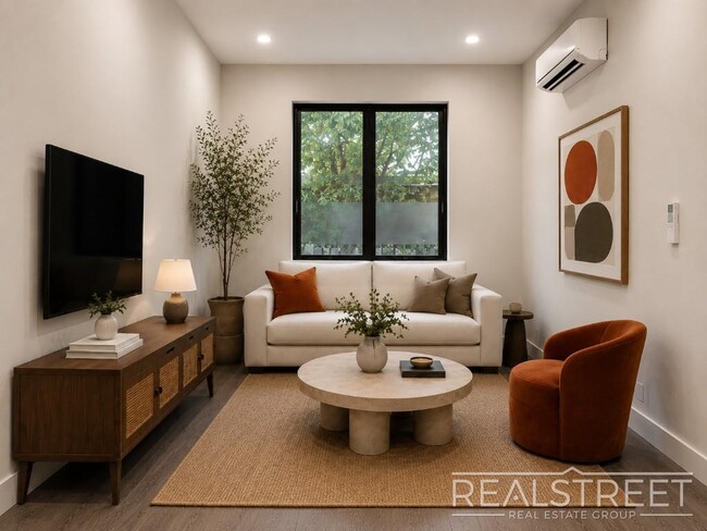 Building Photo - Stunning 1 BED in Crown Heights with Backyard & W/D hookup in Unit 1A