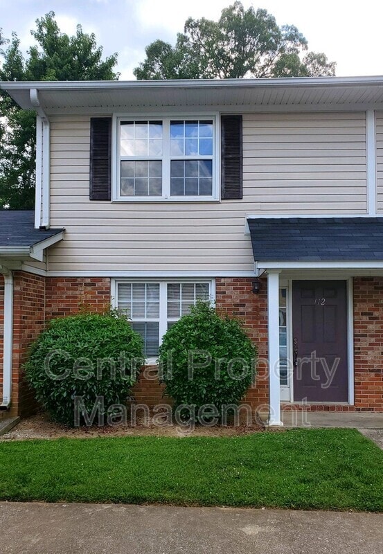 Photo - 112 Silver Brook Dr