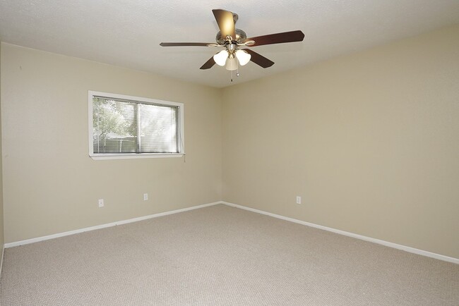 Photo - 12706 Monaco Rd