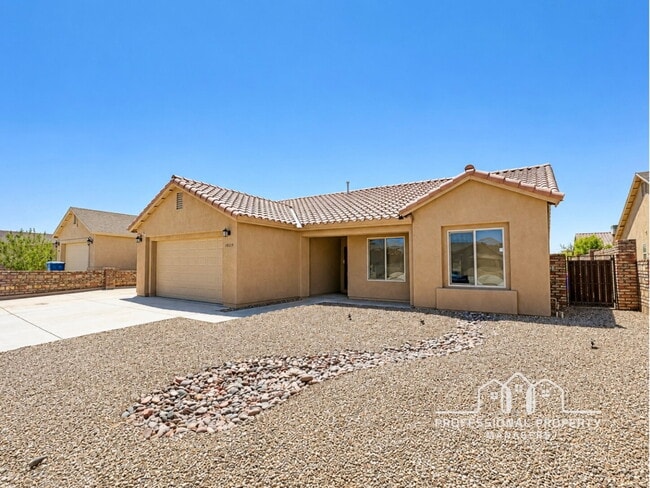Photo - “Charming 3-Bedroom, 2-Bathroom Home in Villa Chaparral”