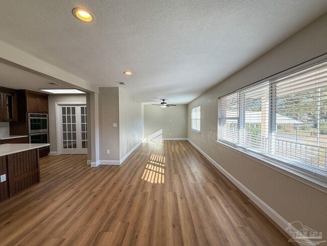 Photo - 500 N 77th Ave