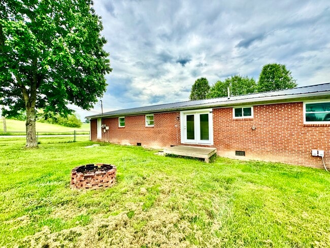 Photo - Londonderry House