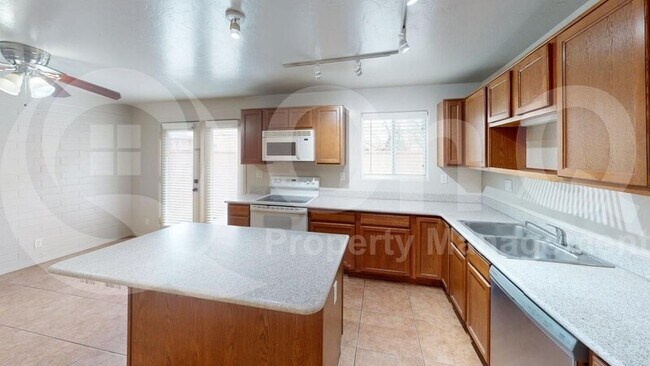 Photo - 903 N Desert Ave Unit C