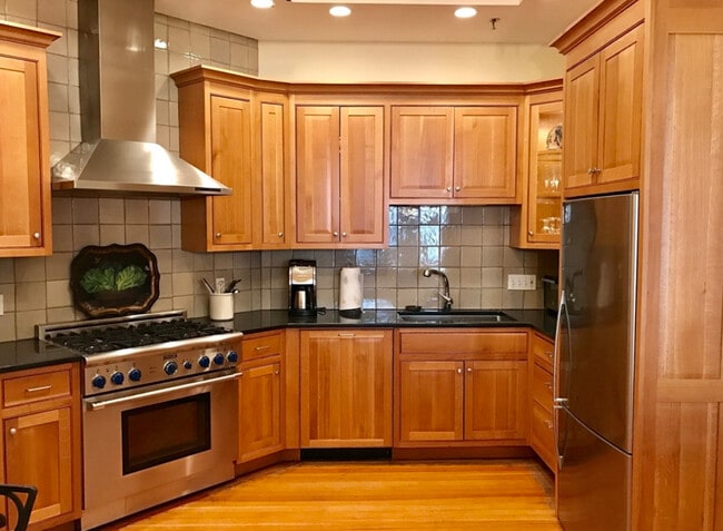 Photo - 6 Follen St Unit 1