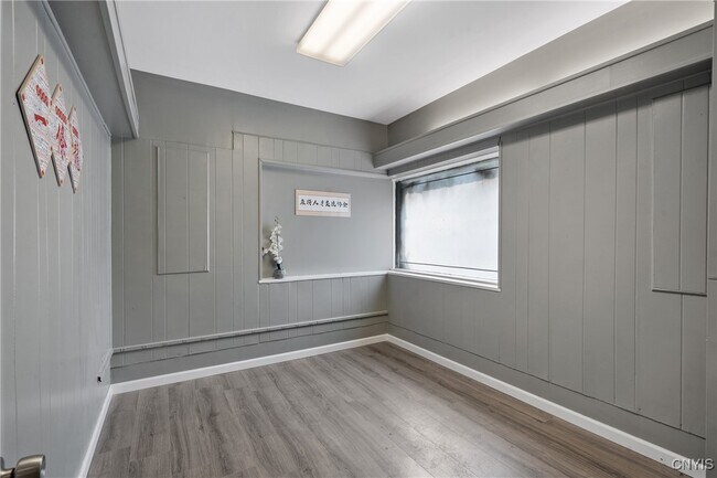 Building Photo - 2030 Erie Blvd E Rental