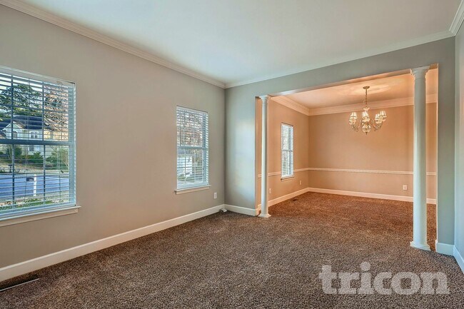 Photo - 9235 Raleigh Way