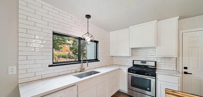 Photo - 610 W Fairview St