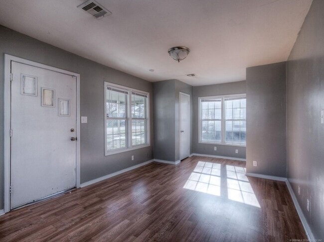 Photo - 4716 S 30th W Ave