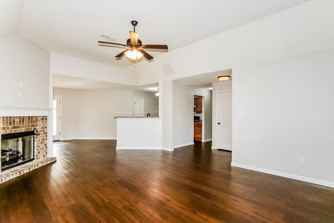 Photo - 9455 Darren Cir S