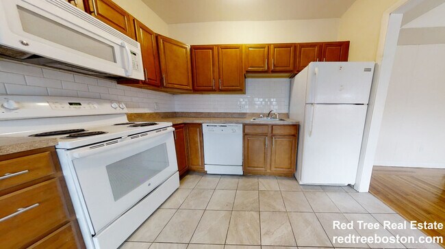 1137 Commonwealth Ave Unit 5