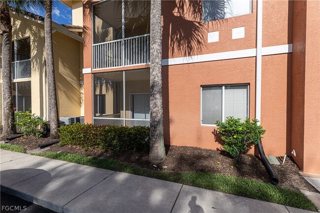 Photo - 6490 Aragon Way Unidad 104