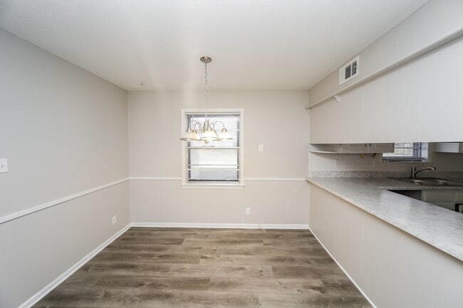 Photo - 4346 Gardenview Dr