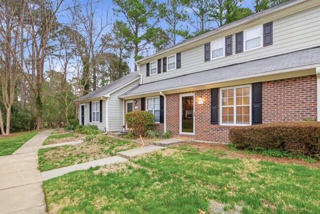 Photo - 10 Hartford Ct