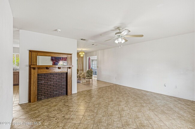 Photo - 1265 Ethel Cir NE