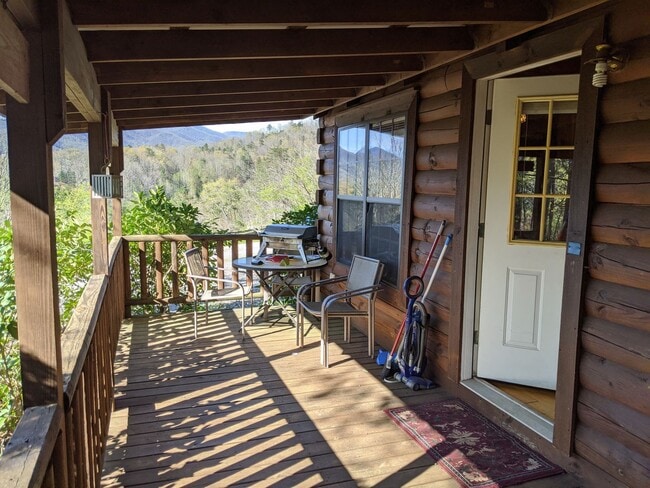 Photo - 2 Bed 1 Bath Cabin- All Utilities Included...