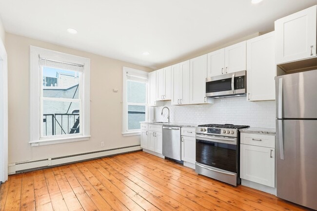 Photo - 244 1st St