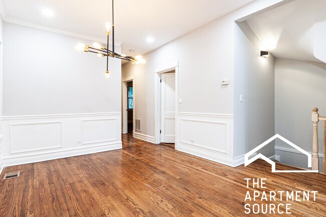 Photo - 2509 W Diversey Ave Unidad 1