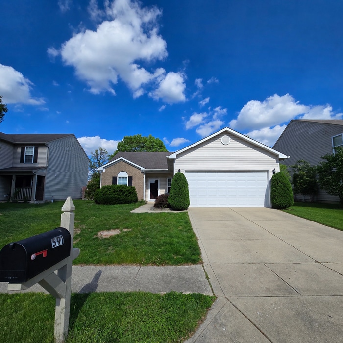 Charming 3-Bedroom Ranch in Avon! - Charming 3-Bedroom Ranch in Avon!