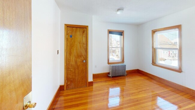 Photo - 158 Main St Unidad 2