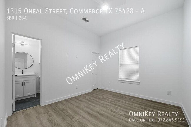 Photo - 1315 Oneal St Unit A