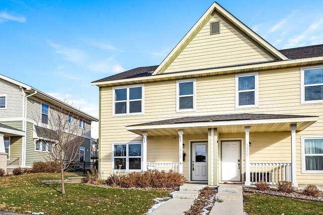 Photo - 1010 Van White Memorial Blvd