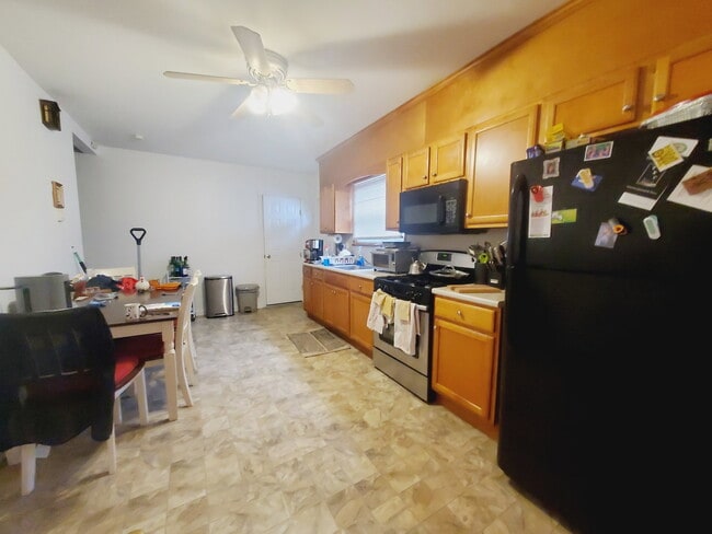 234 Seaside Ave
