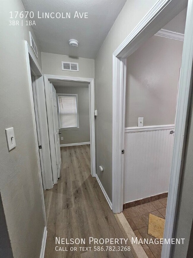 Photo - 17670 Lincoln Ave