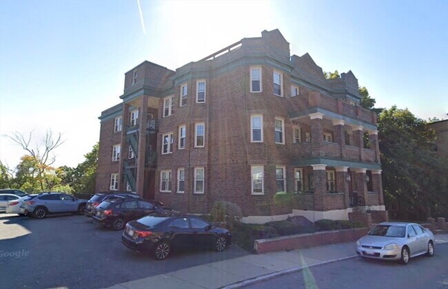 Building Photo - 75 Nottinghill Rd Unit 2A