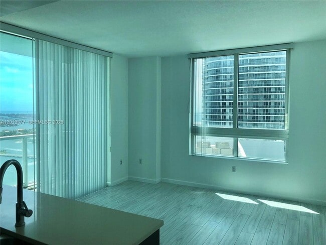 Photo - 1900 N Bayshore Dr Unit 4403