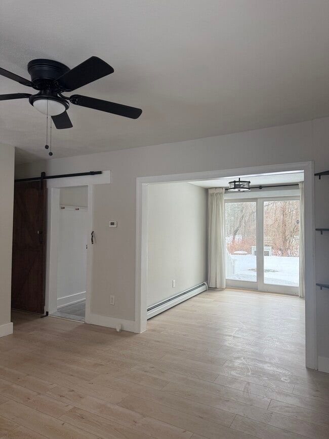 Photo - 567 Thacher St Unit 567 Thacher street FL1