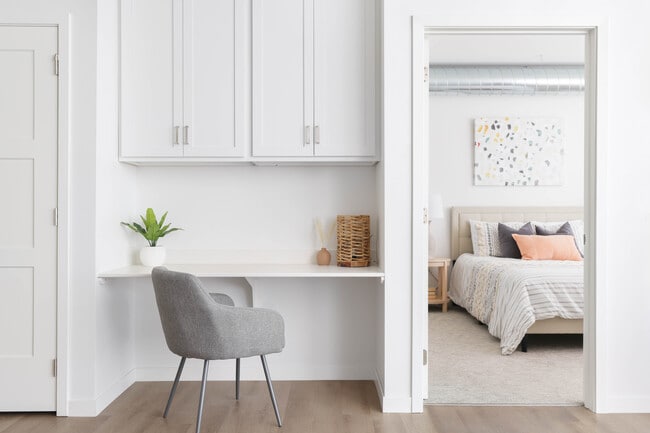 Unit Desk/Workspace - The Retreat