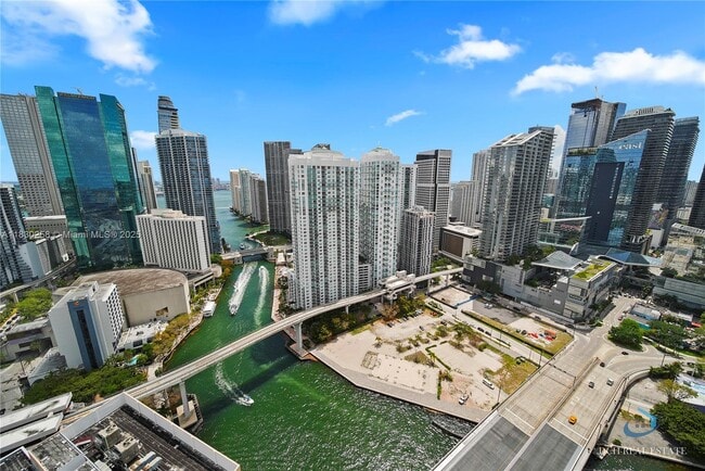 Building Photo - 350 S Miami Ave Unit 3902 Rental