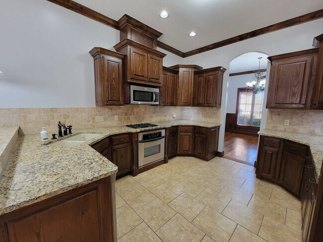 Photo - Beautiful 4 Bedroom 3.5 Bathroom Home + Bonus Room + Office