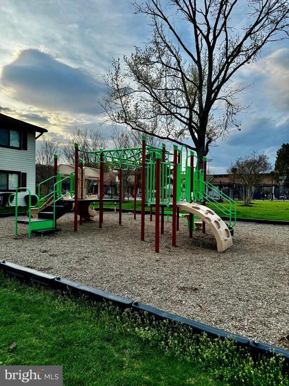 Photo - 8402 Jinetes Ct