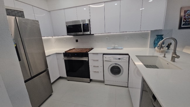 Photo - 2501 S Ocean Dr Unit Lanai