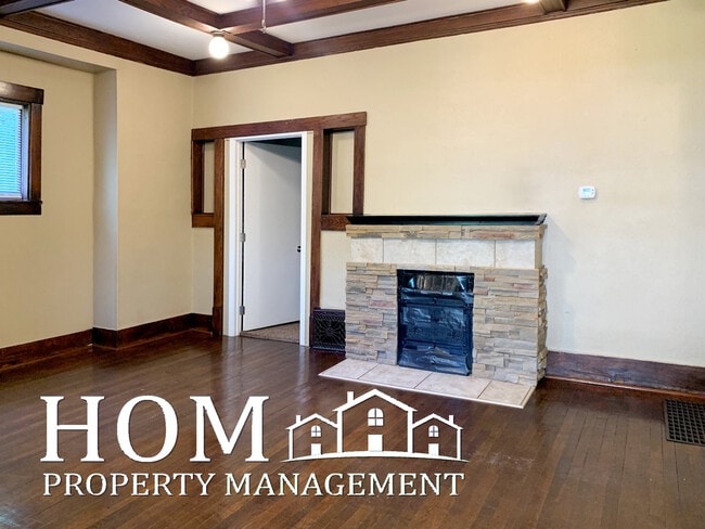 Photo - 725 N 6th St