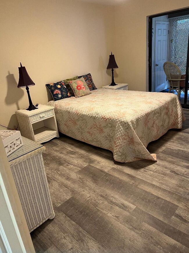 Photo - 5403 SE Miles Grant Rd Unit 108