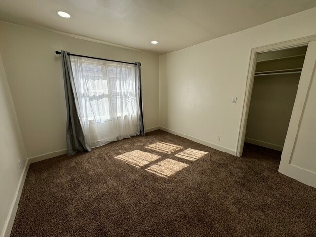 Photo - 2659 Brinker Ave